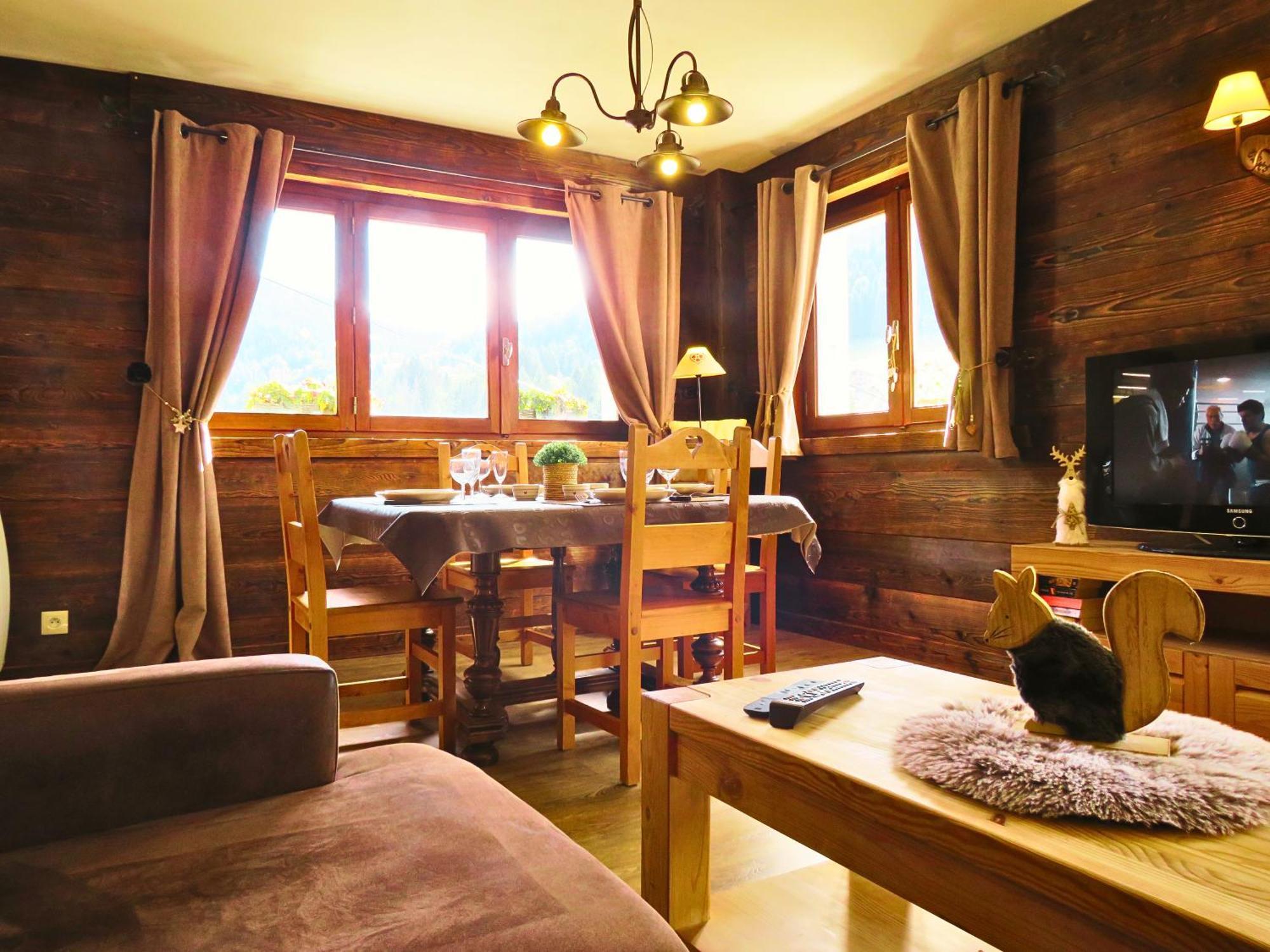 Chalet Chez Gaby - Quartier Calme Proche Du Centre Morzine Exterior photo